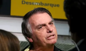 STM recebe pedido de perda de patente de Bolsonaro e mais 4 oficiais