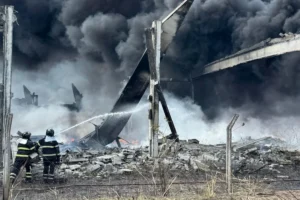 Incêndio atinge galpão abandonado em Macaíba